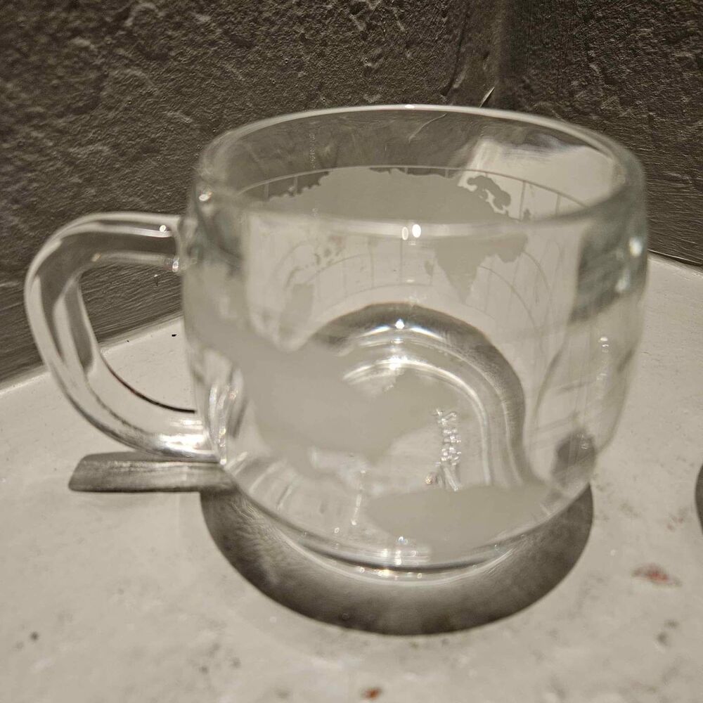 Nestlé World Globe Vintage Coffee Cups